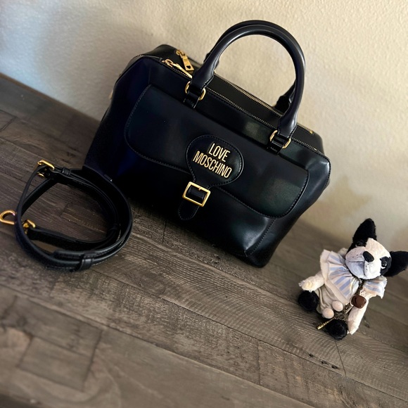 Love ❤️ Moschino Purse - Picture 1 of 16